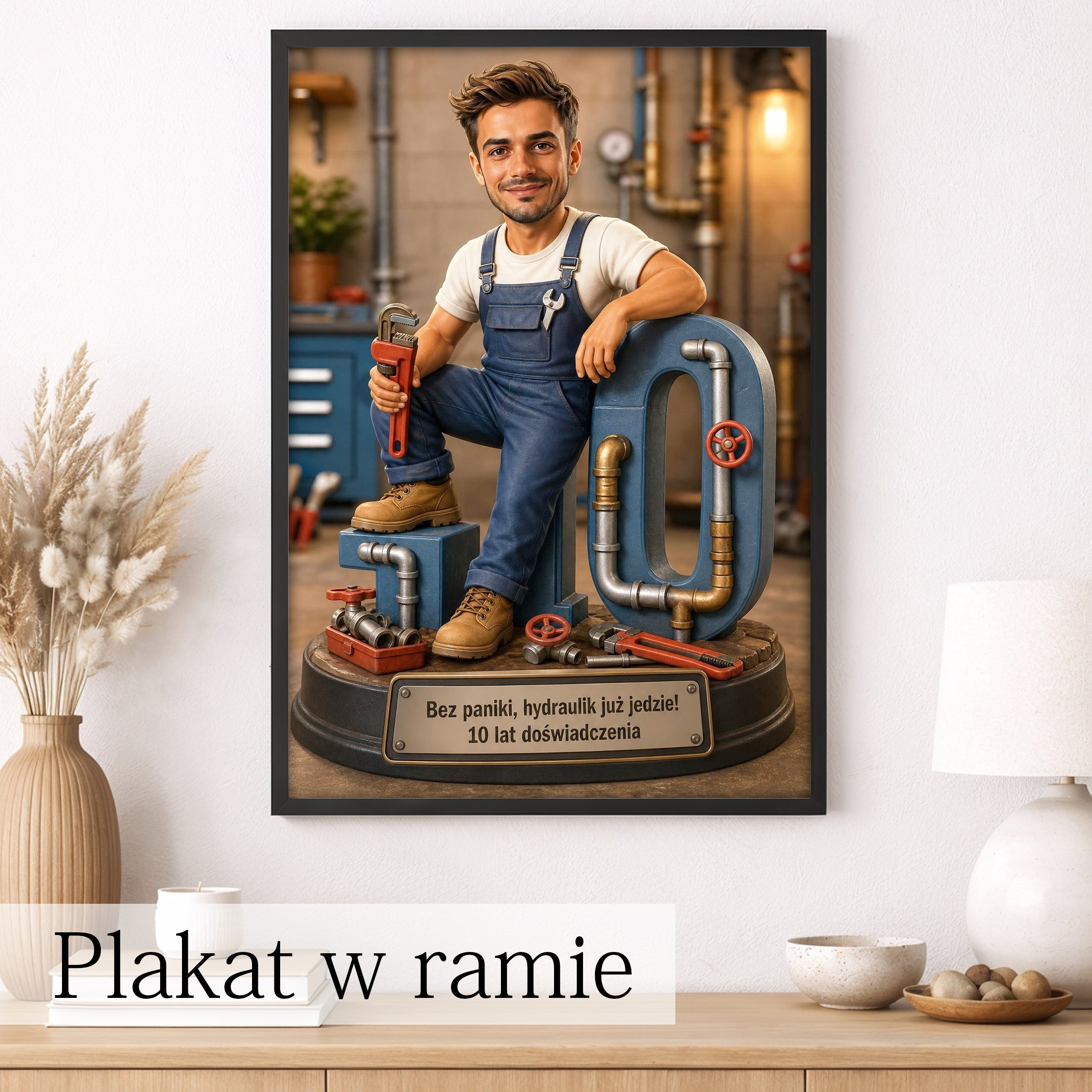 Karykatura hydraulika z narzędziami na personalizowanym plakacie.